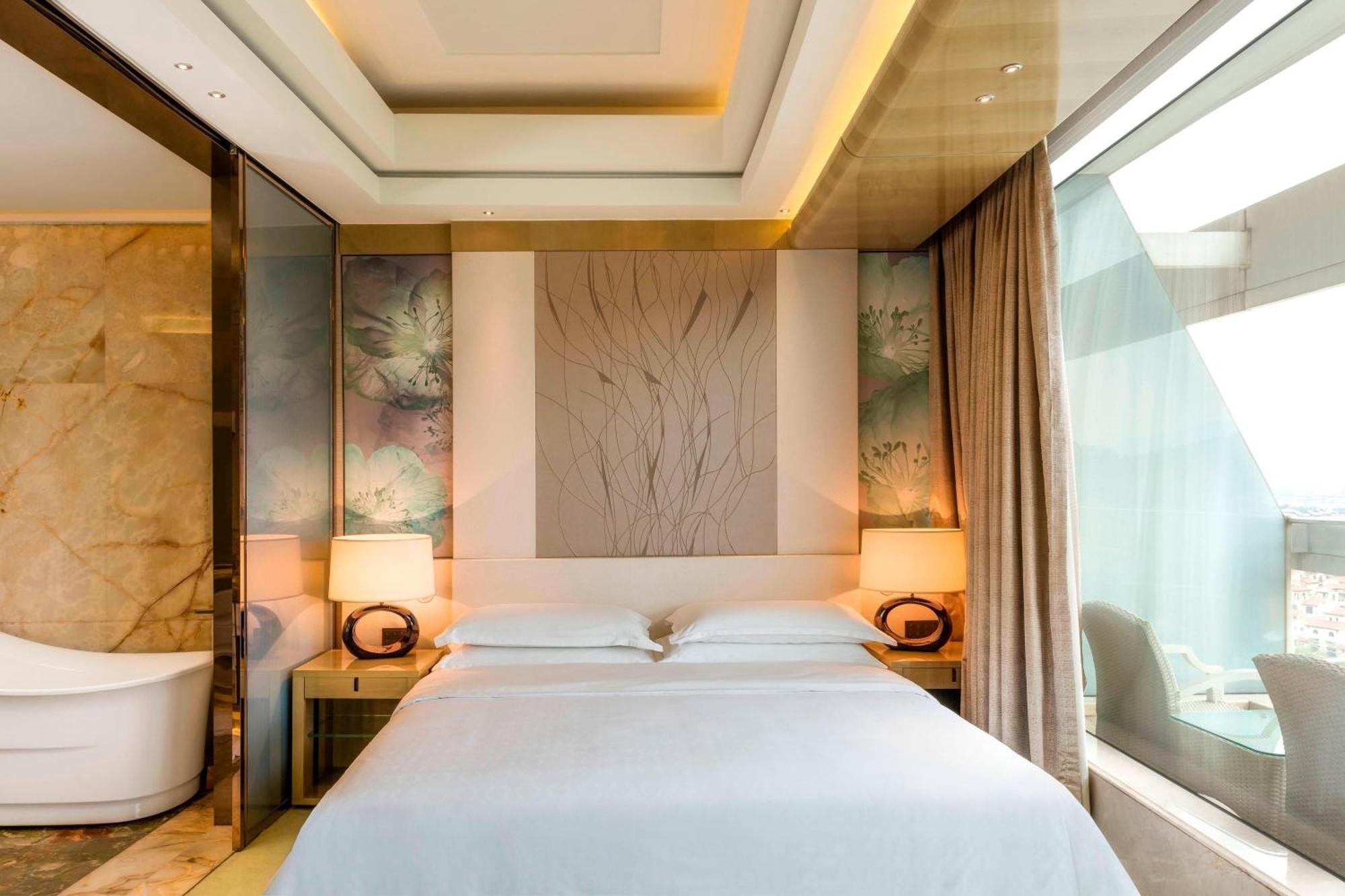 Sheraton Huzhou Taihu Lake Hot Spring Resort & Spa Εξωτερικό φωτογραφία